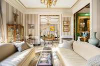 living - Piso de 273m² con 12m² terraza en venta en Eixample Izquierdo - gallery thumbnail - 1