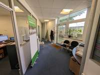 logistics - Activités / Bureaux À Louer - gallery thumbnail - 6