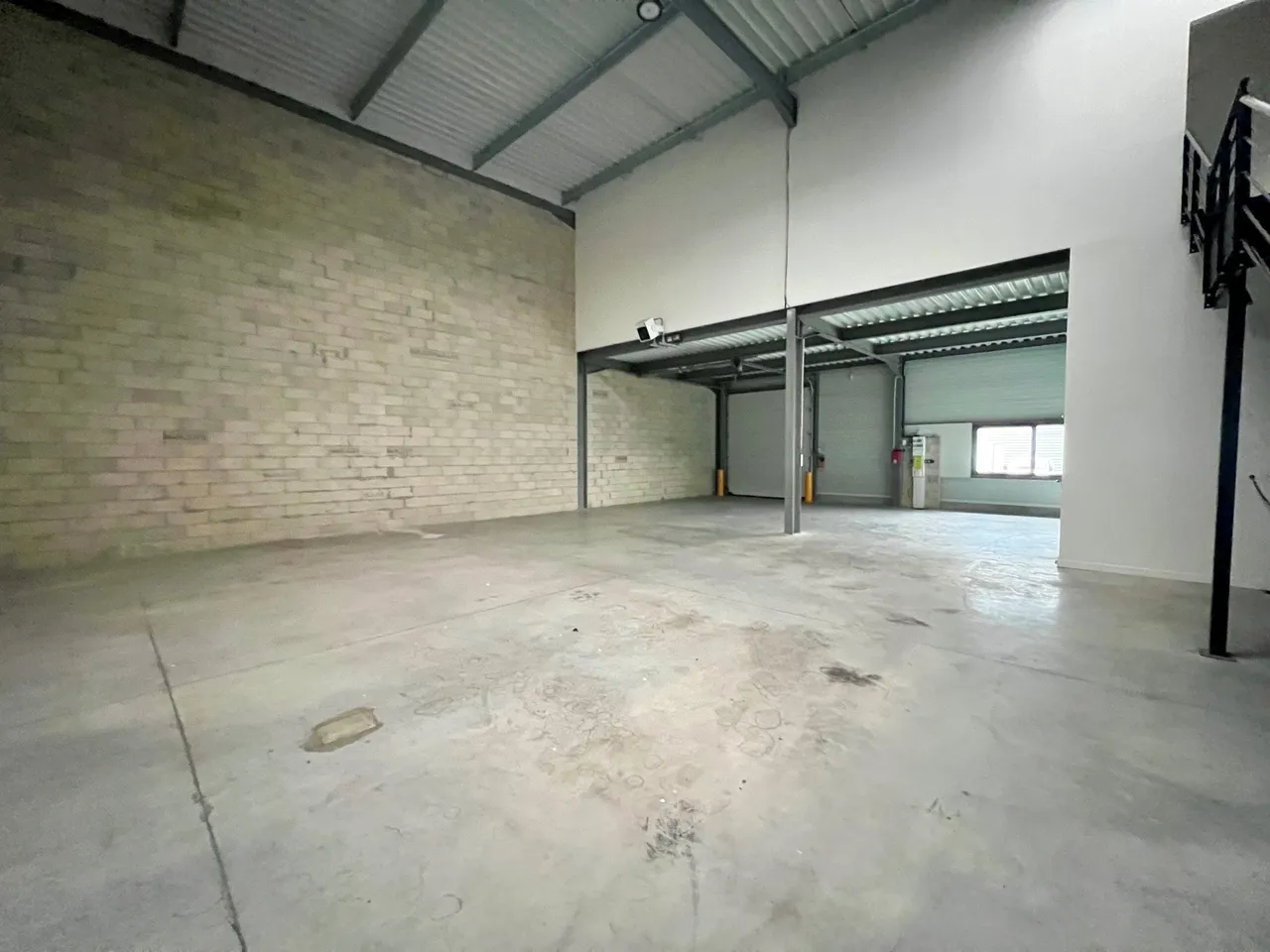 logistics - Activity Facility For Rent - gallery - 4