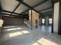 logistics - Activités / Bureaux À Louer - À Vendre - gallery thumbnail - 3