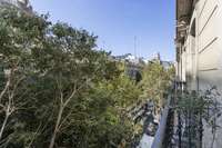 living - 150m² apartment for sale in Eixample Right, Barcelona - gallery thumbnail - 10