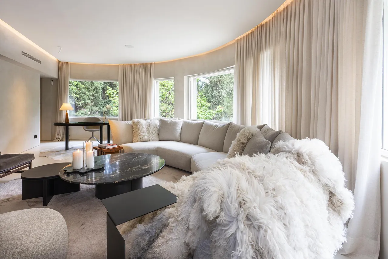 living - 185m² apartment for sale in Turó Park, Barcelona - gallery - 2
