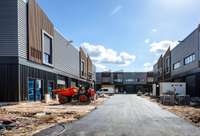 logistics - Light Industrial Premises / Offices For Rent - gallery thumbnail - 5