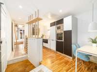 living - Piso de 73m² en venta en Poble Sec, Barcelona - gallery thumbnail - 3