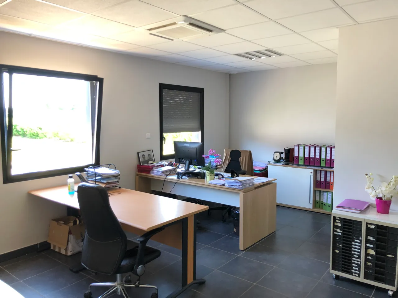 logistics - Light Industrial Premises / Offices For Rent - gallery - 7