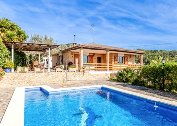 living - 191m² house / villa with 39m² terrace for sale in Olivella - featured