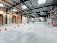 logistics - Activités / Bureaux À Louer - gallery thumbnail - 4
