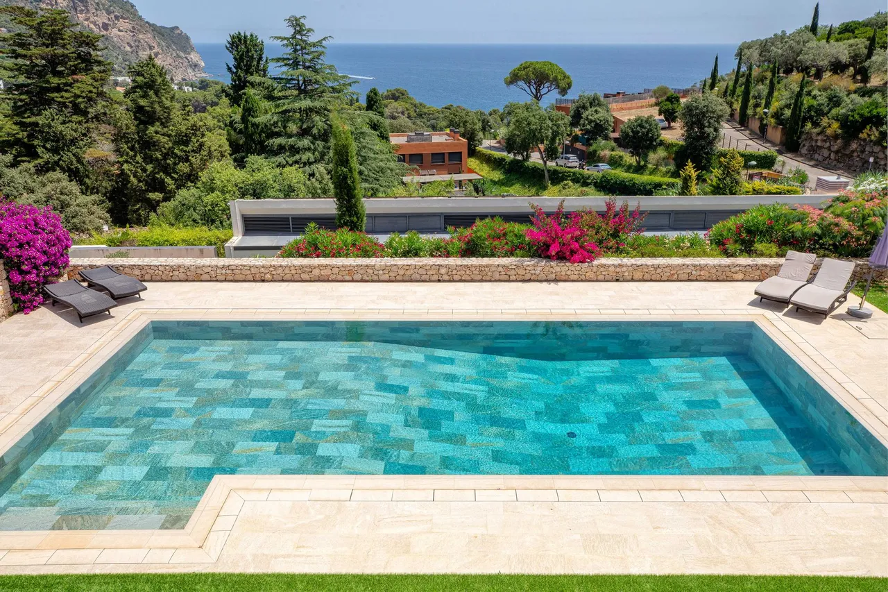 living - Casa / villa de 433m² en venta en Aiguablava, Costa Brava - gallery - 2