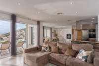 living - Casa / villa de 384m² en venta en Bahía de Rosas - gallery thumbnail - 10