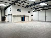 logistics - Light Industrial Premises / Offices For Rent - For Sale - gallery thumbnail - 4