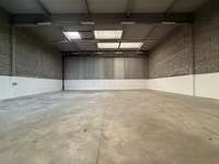 logistics - Activités / Bureaux À Louer - gallery thumbnail - 2
