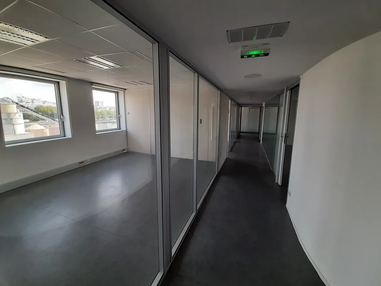 office - Bureaux À Louer - gallery - 6
