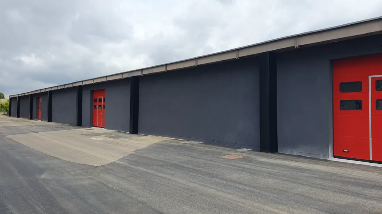 logistics - Activity Facility For Sale - gallery - 5
