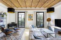 living - 150m² apartment for sale in Eixample Right, Barcelona - gallery thumbnail - 2