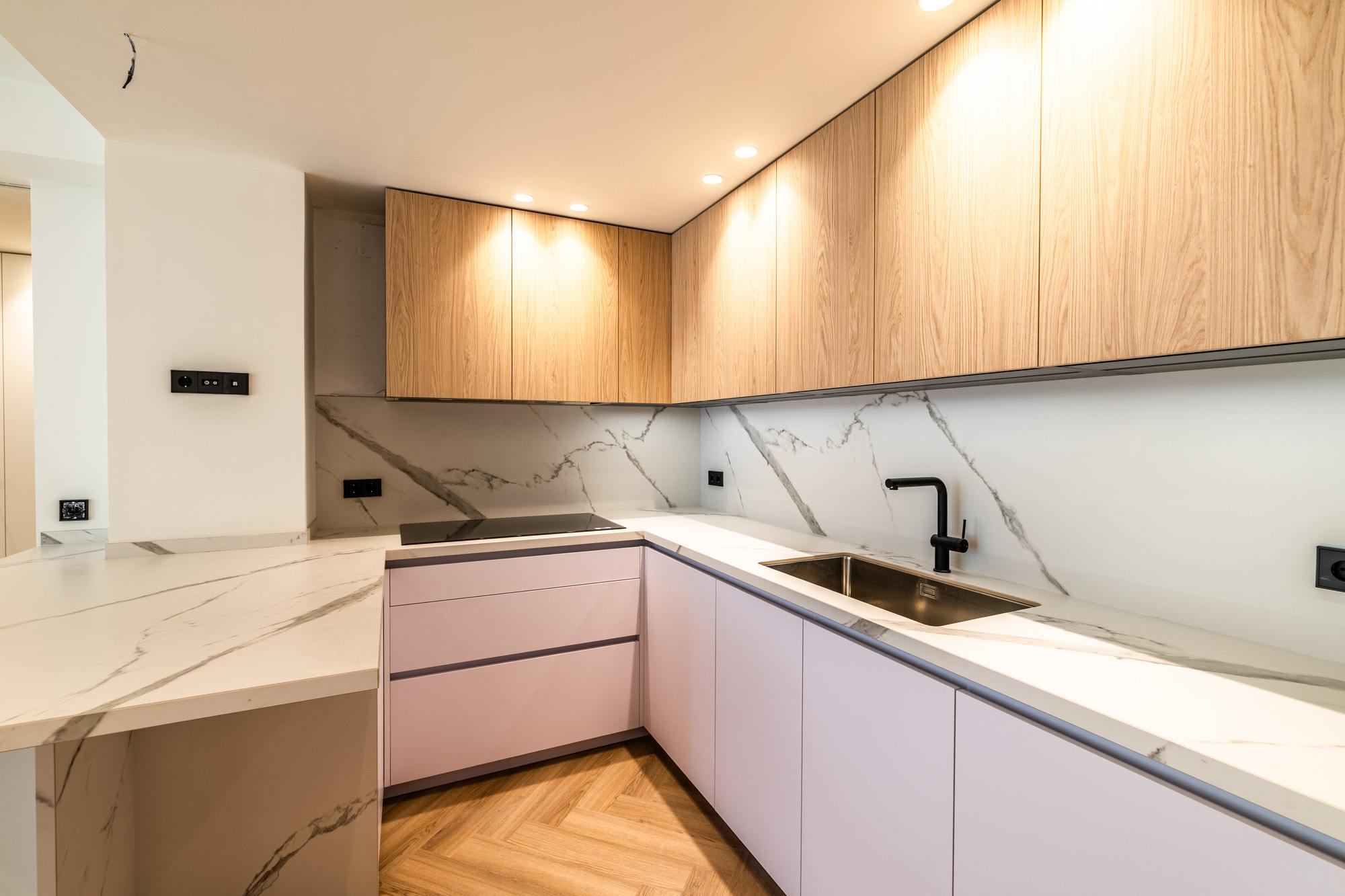 living - 205m² apartment with 6m² terrace for sale in Jerónimos - gallery thumbnail - 5