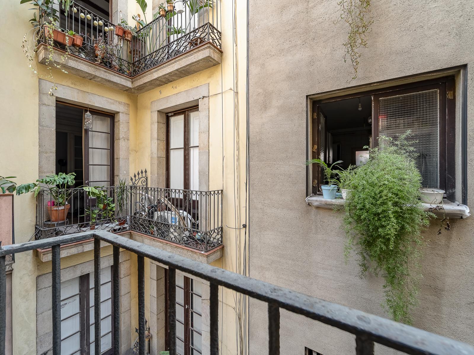 living - 146m² apartment for sale in El Born, Barcelona - gallery thumbnail - 6