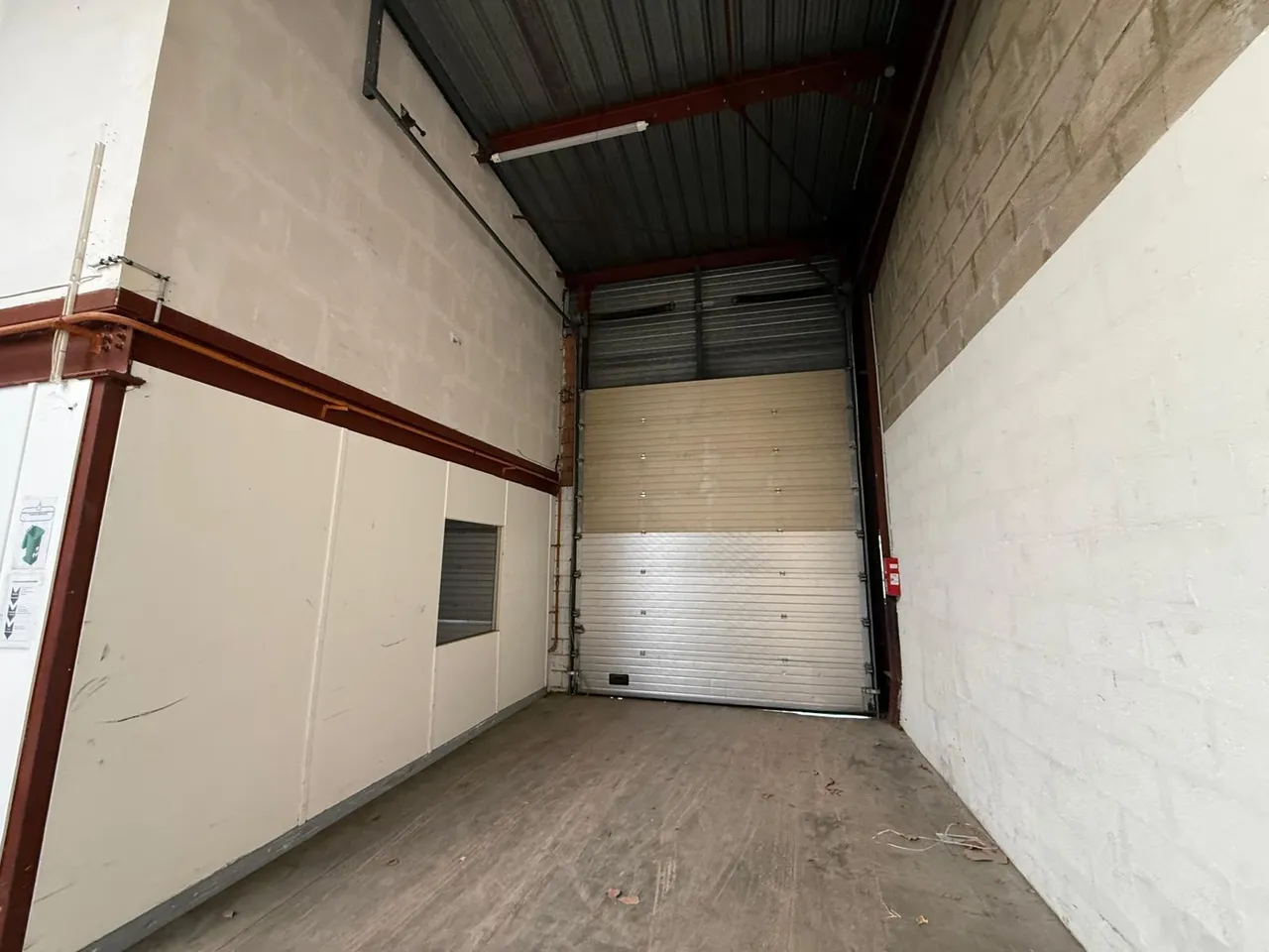 logistics - Light Industrial Premises / Offices For Rent - gallery - 4