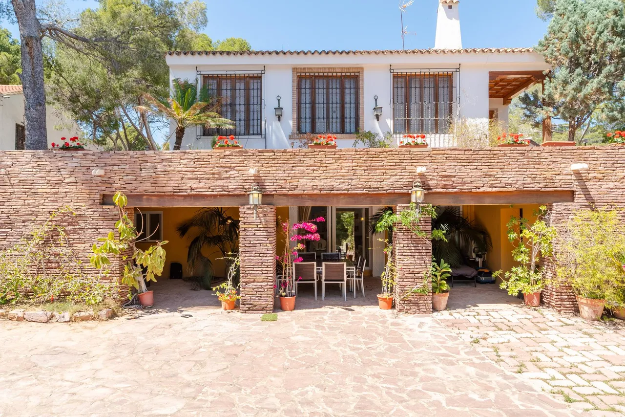 living - Casa / villa de 379m² en venta en Valencia Region, Valencia - gallery - 6