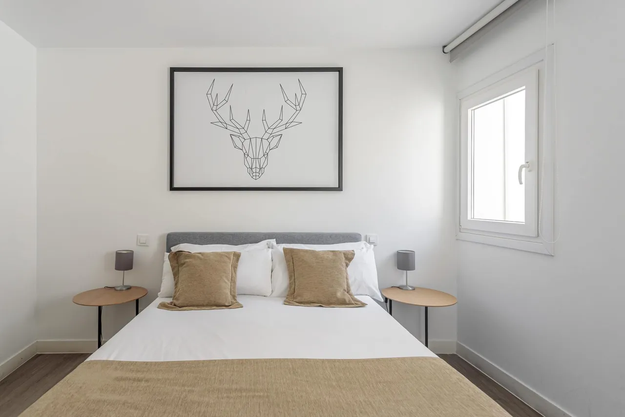 living - Piso de 95m² en alquiler en Sol, Madrid - gallery - 10