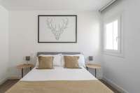 living - Piso de 95m² en alquiler en Sol, Madrid - gallery thumbnail - 10