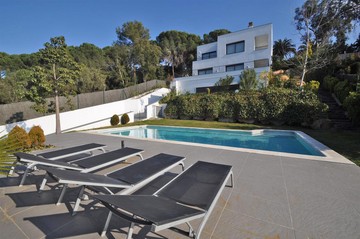 living - Se vende villa de lujo en Lloret de Mar, Costa Brava - featured