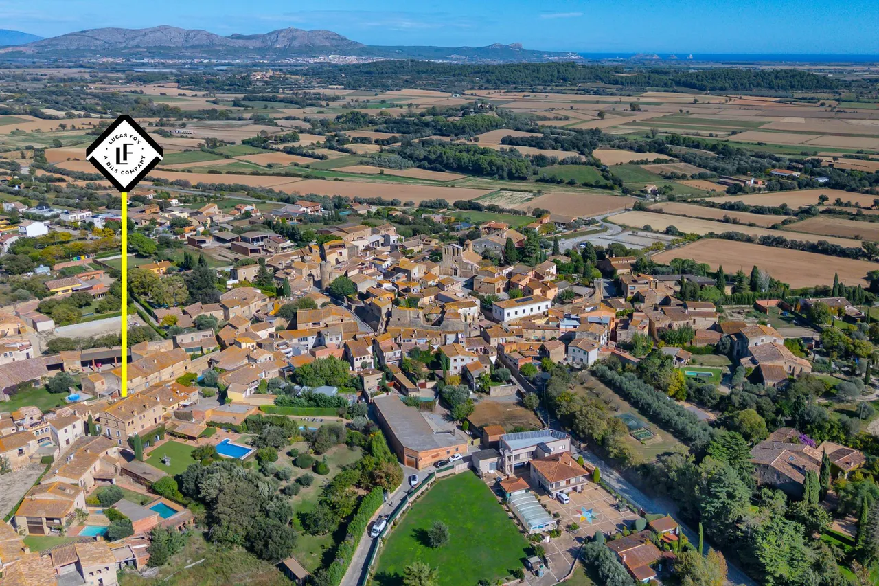 living - Casa / villa de 834m² en venta en Baix Empordà, Girona - gallery - 8
