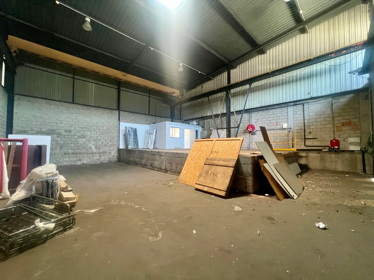 logistics - Entrepôt À Louer - gallery - 6