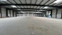 logistics - Entrepôt / Bureaux À Louer - gallery thumbnail - 3