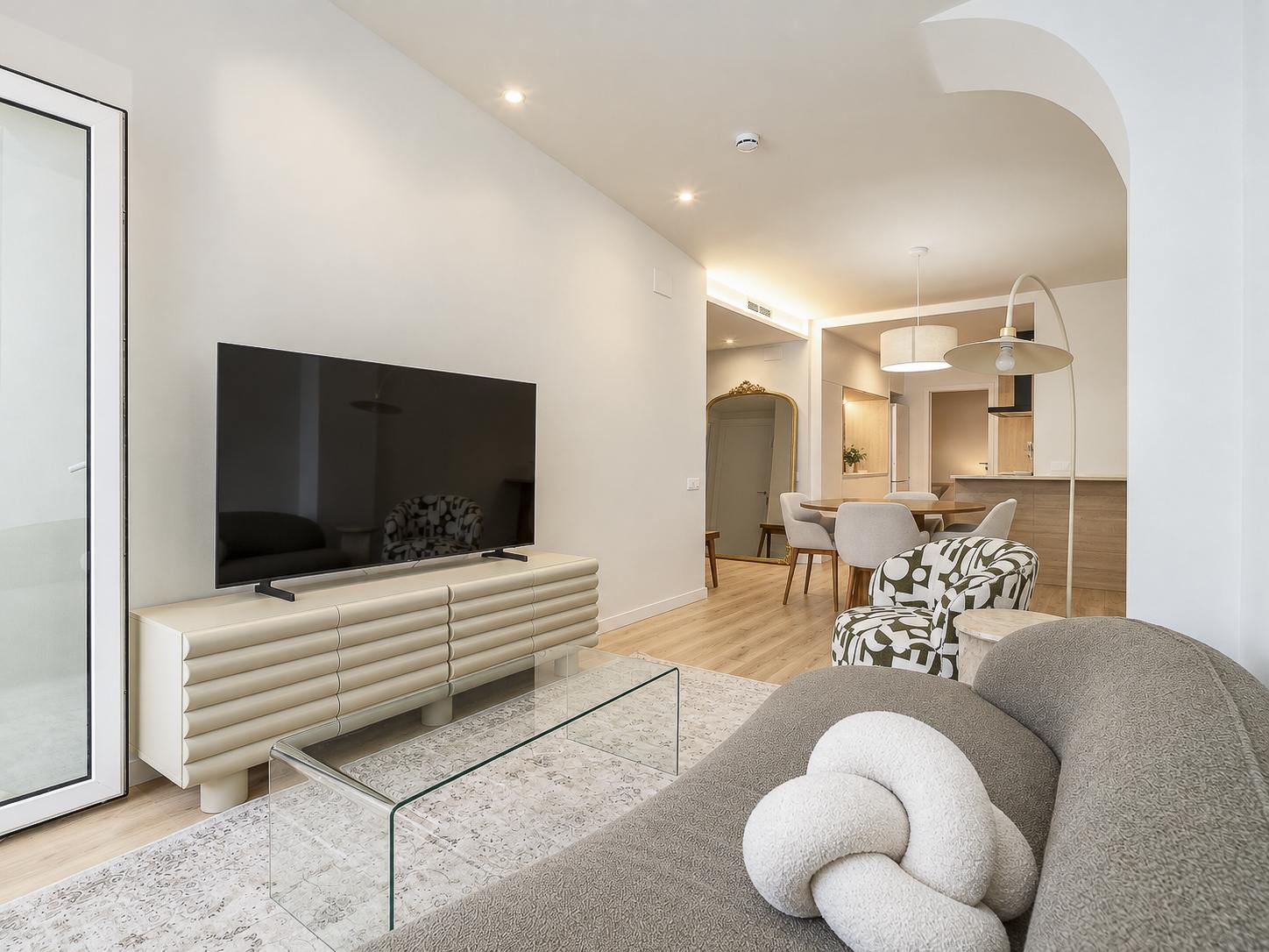 living - Piso de 95m² en venta en Fort Pienc, Barcelona, Barcelona - gallery thumbnail - 2