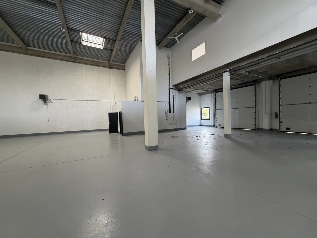 logistics - Activités / Bureaux À Louer - gallery - 3