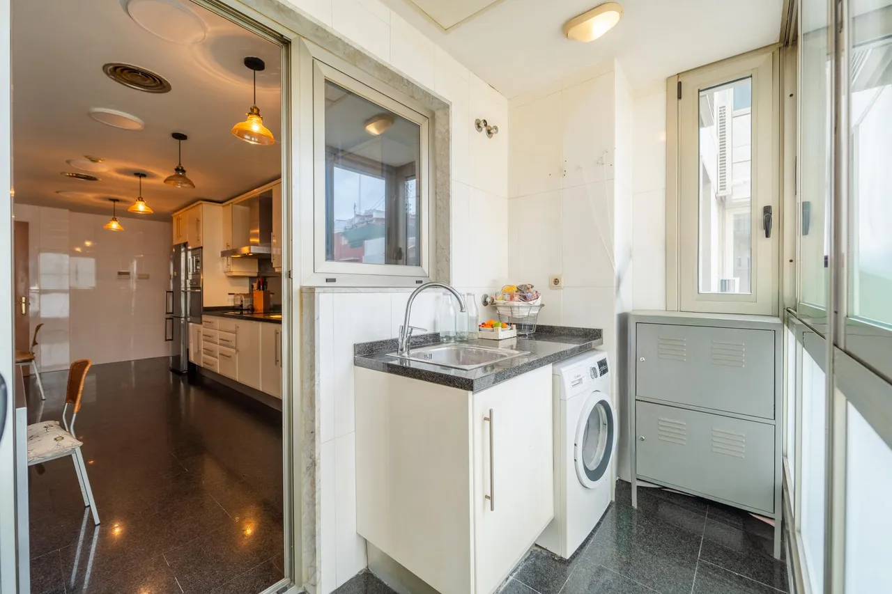 living - Piso de 288m² en venta en Sant Francesc, Valencia - gallery - 6