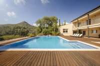 living - 4-bedroom villa with sea views and pool for sale in Cabrera - gallery thumbnail - 2
