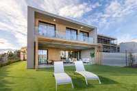 living - Evergreen Homes - gallery thumbnail - 10