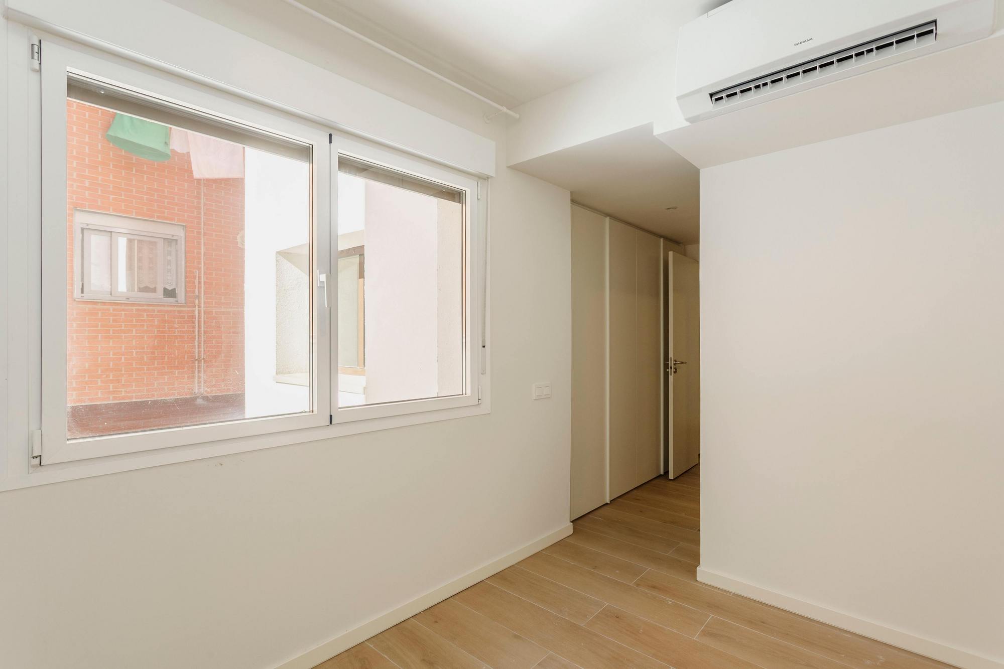 living - 65m² apartment for rent in Ventilla - Almenara, Madrid - gallery - 7