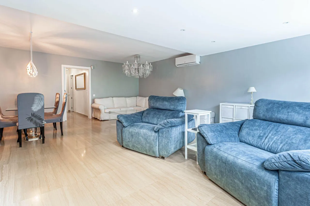 living - 250m² house / villa for rent in El Soto de la Moraleja - gallery - 10