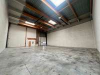 logistics - Activités / Bureaux À Louer - gallery thumbnail - 2