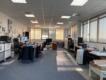 office - Bureaux À Louer - featured