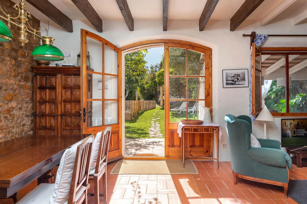 living - Casa rural de 307m² en venta en Baix Empordà, Girona - gallery - 7
