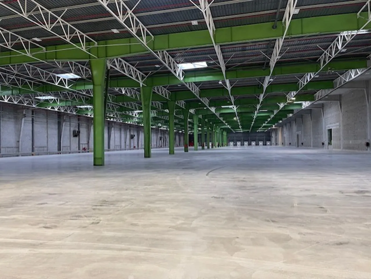 logistics - Logistics Warehouse For Rent - gallery - 4