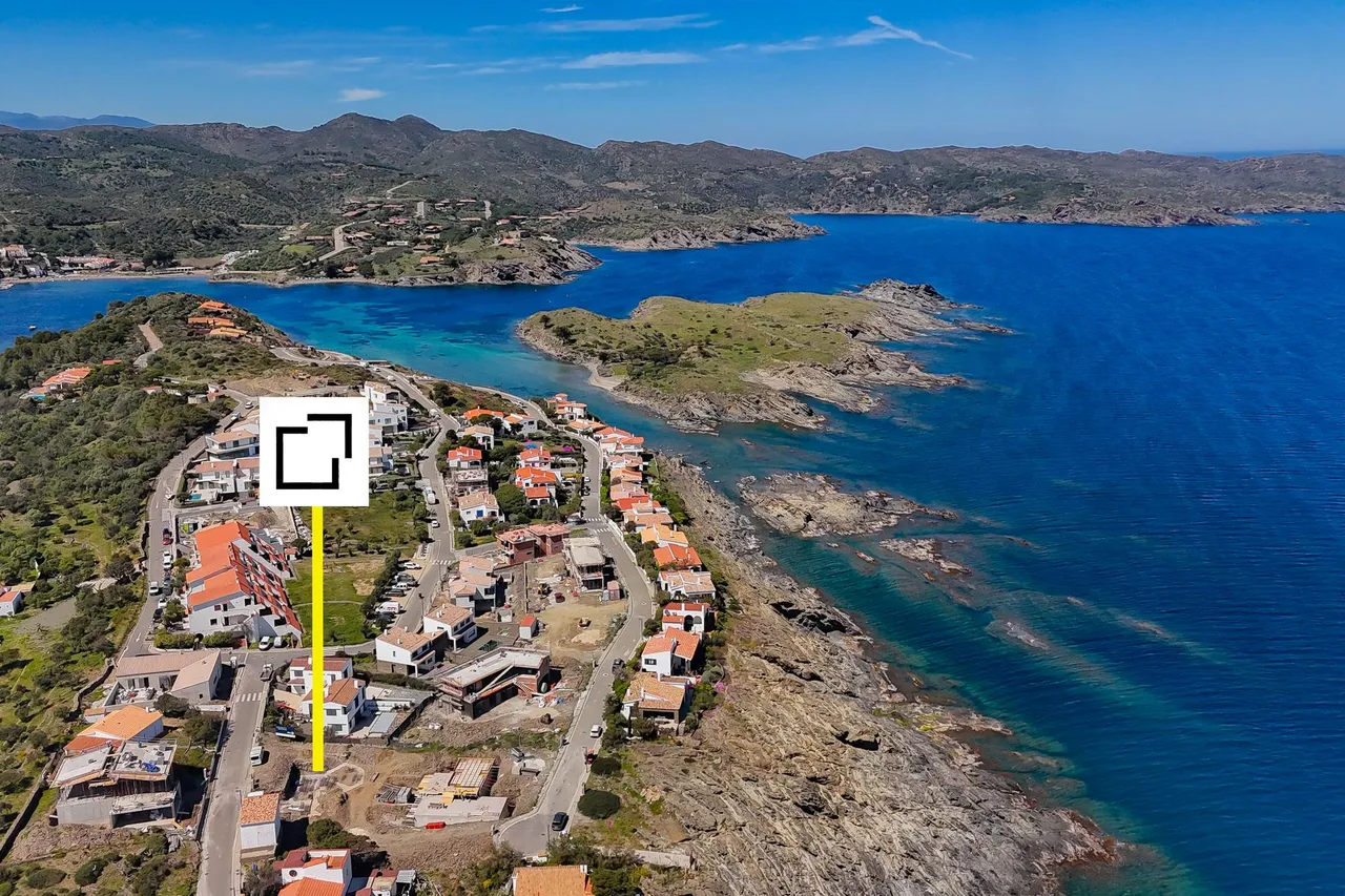 living - 259m² house / villa for sale in Cadaqués, Costa Brava - gallery - 4