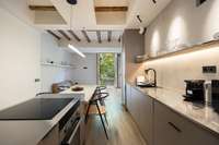 living - Piso de 42m² en venta en El Born, Barcelona - gallery thumbnail - 7