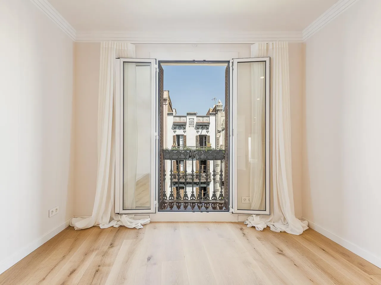living - 90m² apartment for sale in Eixample Right, Barcelona - gallery - 10