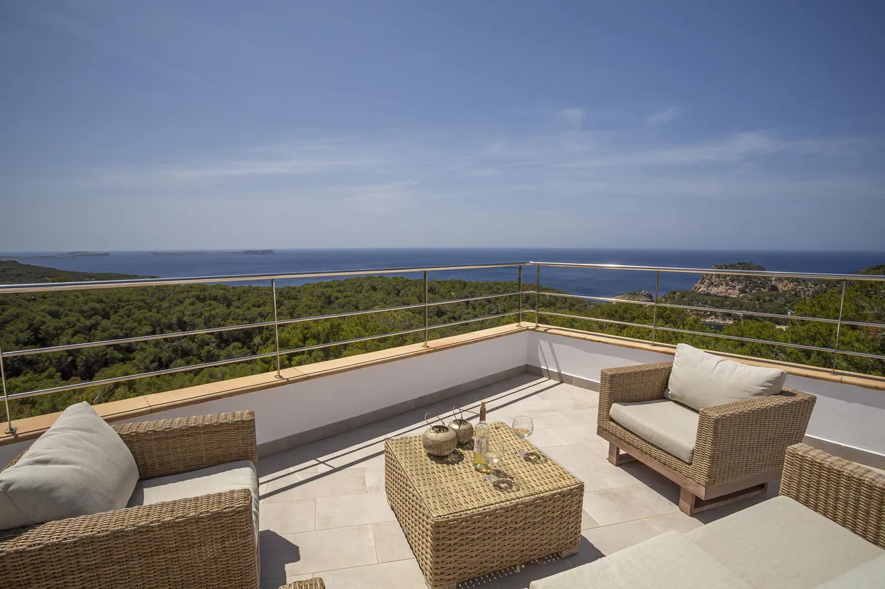 living - Casa / villa de 480m² en venta en San Antonio - gallery - 2