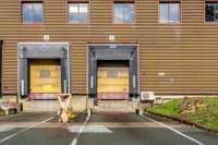 logistics - Activités / Bureaux À Louer - gallery thumbnail - 4