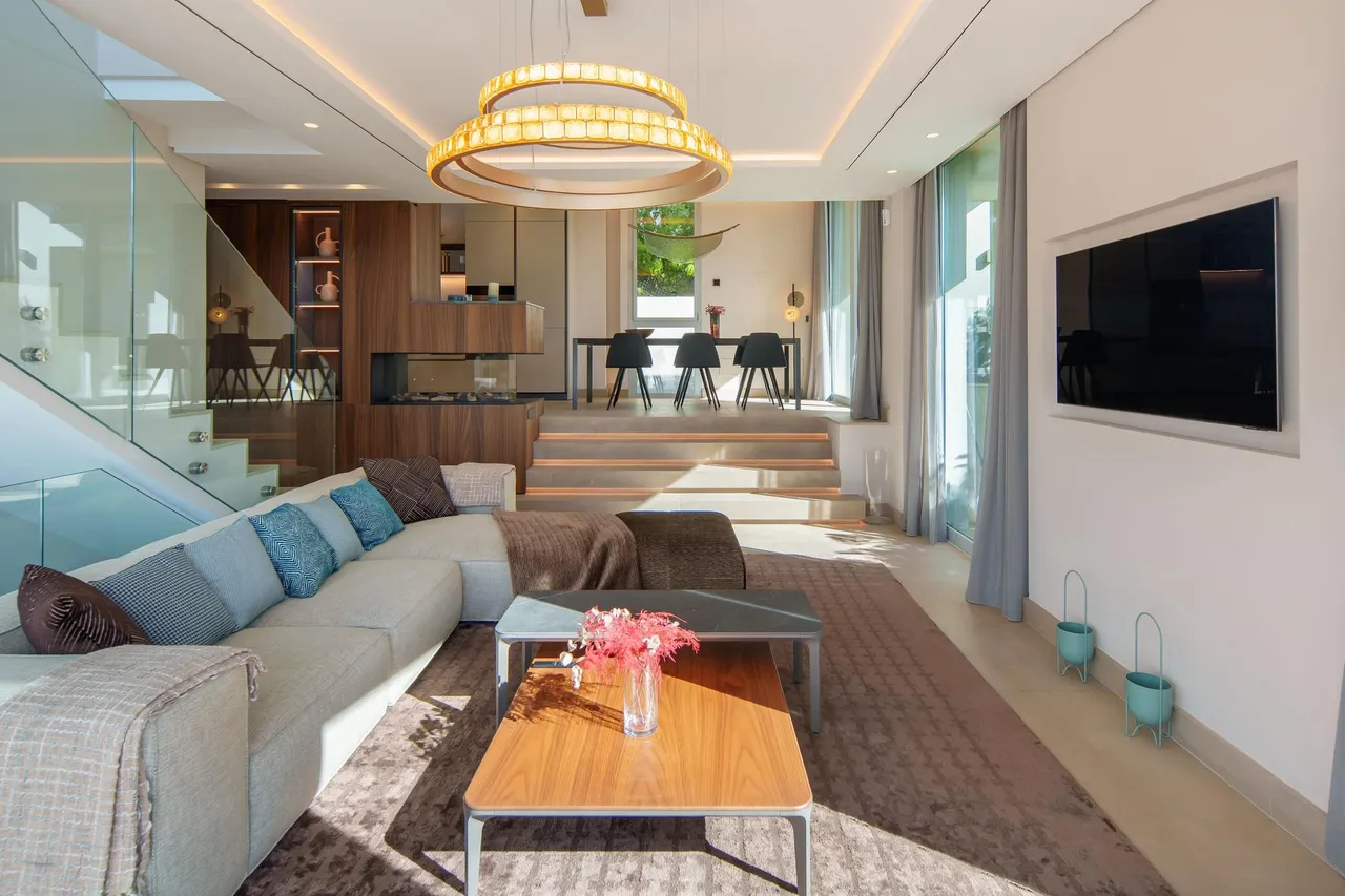 living - Casa / villa de 264m² con 151m² terraza en venta en Nueva Andalucía - gallery - 6