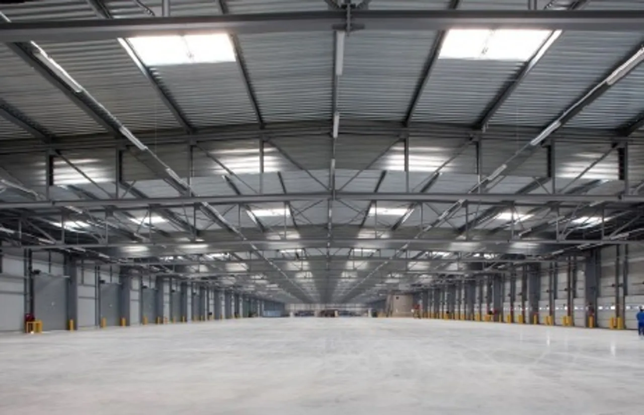 logistics - Courier Warehouse For Rent - gallery - 3