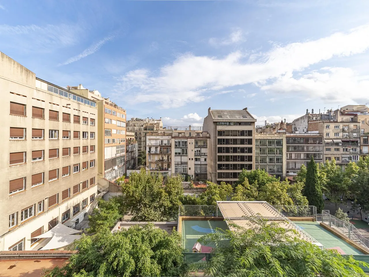 living - Piso de 93m² en venta en Eixample Izquierdo, Barcelona - gallery - 9
