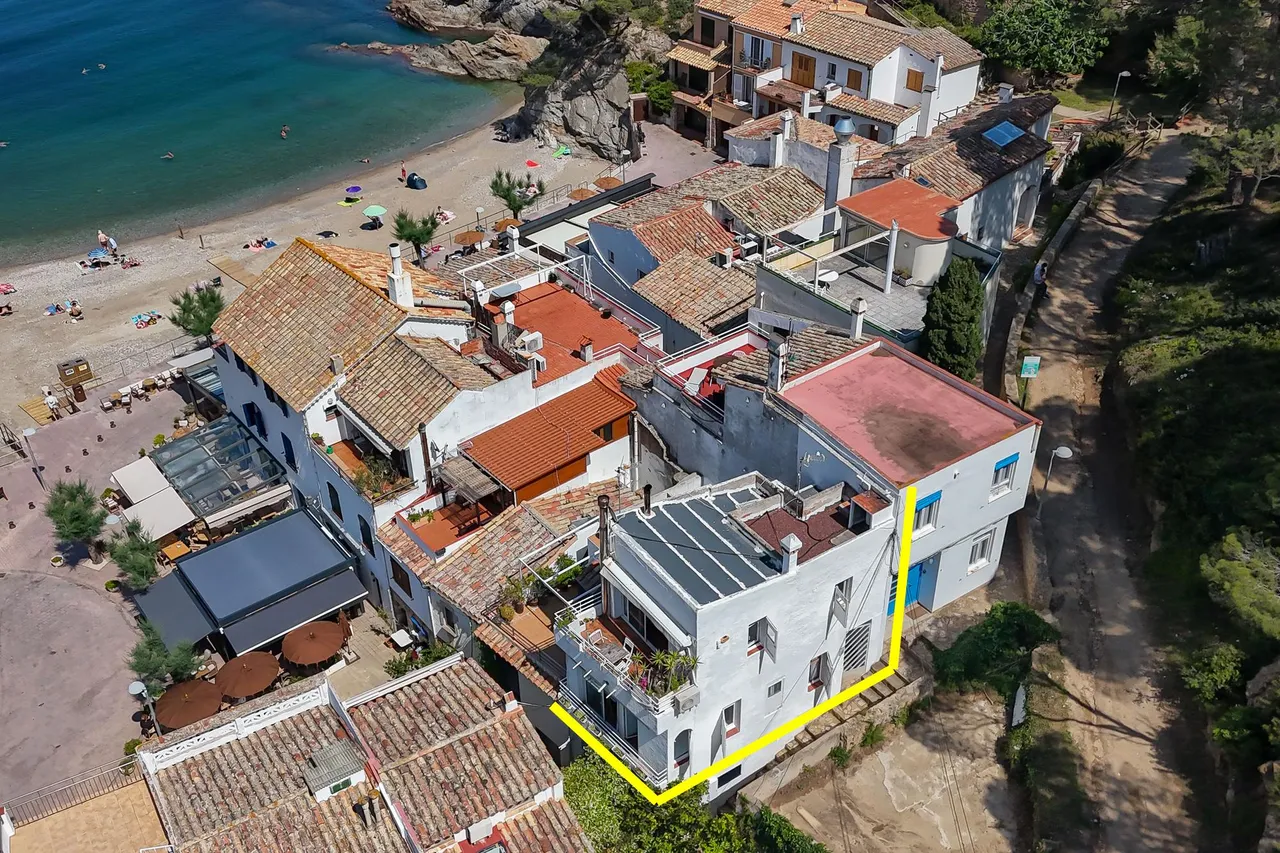 living - 85m² apartment for sale in Sa Tuna, Costa Brava - gallery - 5