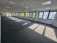 logistics - Activités / Bureaux À Louer - gallery thumbnail - 5