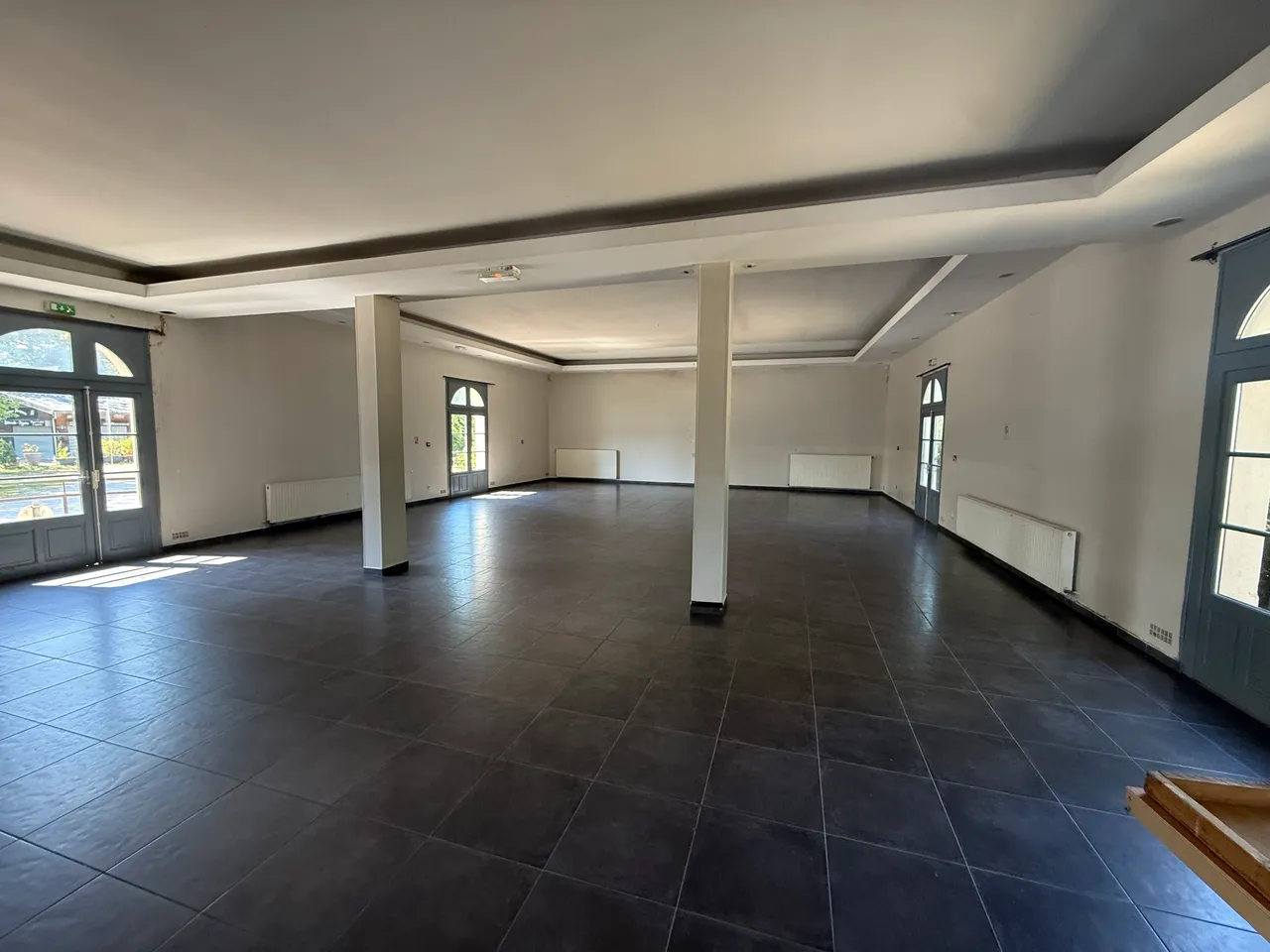 logistics - Light Industrial Premises / Offices For Sale - gallery - 8
